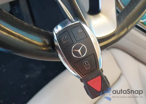 2016 Mercedes-Benz Glc 300 из США, поврежденный, VIN WDC0G4JB5GF083140